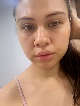 Layla fontainex x online show from June 2, 2026, 11:45 am