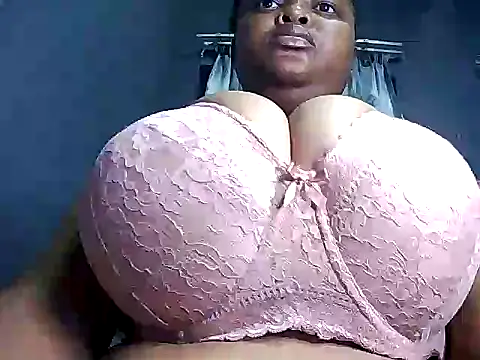 MegaBustyQueen online show from February 20, 2026, 7:58 pm