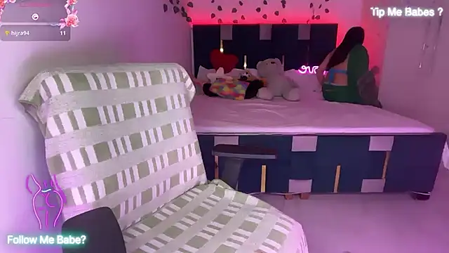 Blackwidow 08 online show from October 19, 2025, 6:41 pm