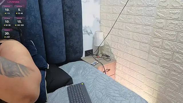 yunkeyc online show from June 15, 2026, 5:37 pm
