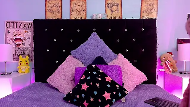 lizz bela1 online show from May 18, 2026, 10:37 pm