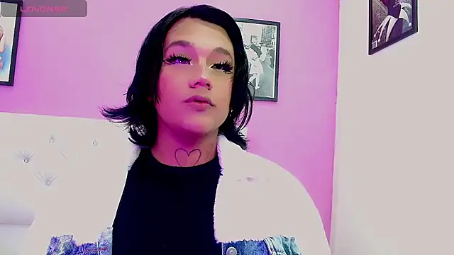 Snapshot of x_karloss_x chatting on November 29, 2025, 4:04 am x karloss x online show from November 29, 2025, 4:04 am