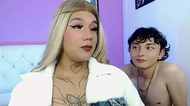 Snapshot of x_karloss_x chatting on November 29, 2025, 11:08 pm x karloss x online show from November 29, 2025, 11:08 pm