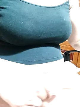 Tasu774 online show from September 25, 2025, 9:02 am