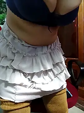 Tasu774 online show from December 18, 2025, 7:42 pm