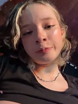 Snapshot of sukubo__ chatting on March 10, 2026, 5:12 am sukubo online show from March 10, 2026, 5:12 am