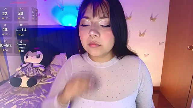 annie-russel online show from December 19, 2025, 2:07 am