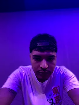 Snapshot of Snowlann chatting on October 1, 2025, 6:36 pm Snowlann online show from October 1, 2025, 6:36 pm