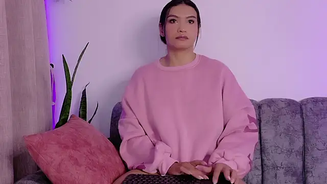 Snapshot of samiradoll chatting on June 10, 2026, 3:50 am samiradoll online show from June 10, 2026, 3:50 am