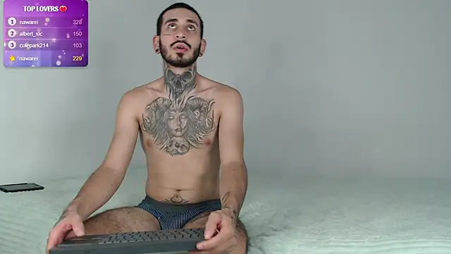 Snapshot of Tyler2y_luna chatting on September 26, 2025, 9:30 pm Tyler2y luna online show from September 26, 2025, 9:30 pm