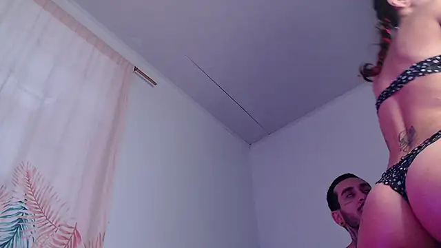 Snapshot of Tyler2y_luna chatting on October 9, 2025, 5:44 pm Tyler2y luna online show from October 9, 2025, 5:44 pm