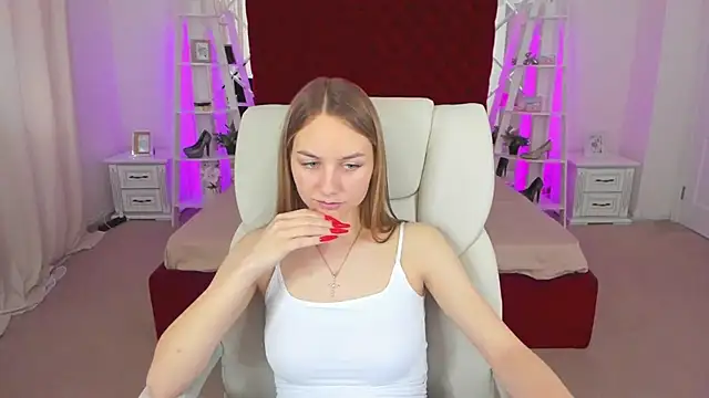Snapshot of MilaAddams chatting on June 3, 2026, 2:33 pm MilaAddams online show from June 3, 2026, 2:33 pm