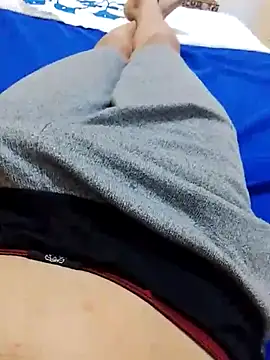 Snapshot of Holanda23cm chatting on March 29, 2026, 1:55 pm Holanda23cm online show from March 29, 2026, 1:55 pm