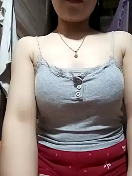 LucyyLy online show from March 16, 2026, 11:31 pm