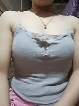 Snapshot of LucyyLy chatting on May 25, 2026, 12:22 pm LucyyLy online show from May 25, 2026, 12:22 pm