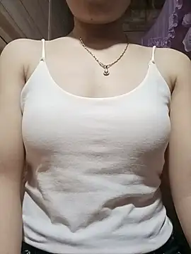 Snapshot of LucyyLy chatting on June 5, 2026, 7:58 am LucyyLy online show from June 5, 2026, 7:58 am