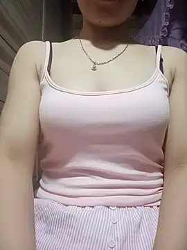 Snapshot of LucyyLy chatting on June 24, 2026, 11:04 pm LucyyLy online show from June 24, 2026, 11:04 pm