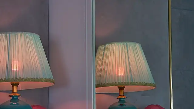 MadisonKroft online show from March 11, 2026, 5:13 am