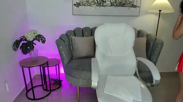 Snapshot of amara_foxx chatting on June 20, 2026, 6:54 pm amara foxx online show from June 20, 2026, 6:54 pm