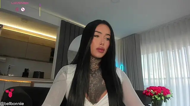 Snapshot of belllbonniie chatting on July 13, 2026, 11:18 pm belllbonniie online show from July 13, 2026, 11:18 pm