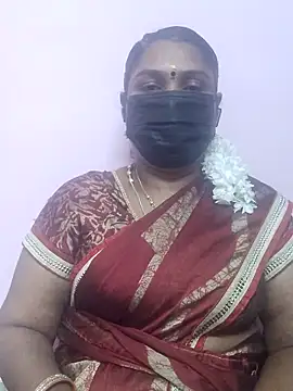 Snapshot of Tamil_Azhaghi25 chatting on September 26, 2025, 4:33 pm Tamil Azhaghi25 online show from September 26, 2025, 4:33 pm