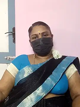 Snapshot of Tamil_Azhaghi25 chatting on October 28, 2025, 5:48 pm Tamil Azhaghi25 online show from October 28, 2025, 5:48 pm