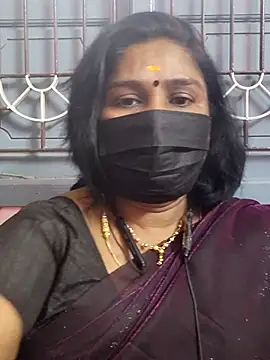Snapshot of Tamil_Azhaghi25 chatting on July 12, 2026, 12:29 pm Tamil Azhaghi25 online show from July 12, 2026, 12:29 pm