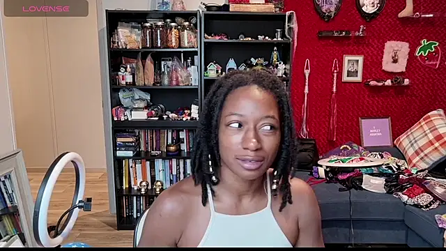 MarleyAquafina online show from October 6, 2025, 12:35 pm