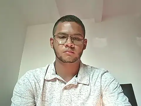 Snapshot of jayden_cooper1 chatting on March 25, 2026, 1:28 pm jayden cooper1 online show from March 25, 2026, 1:28 pm