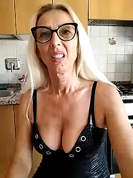 Snapshot of _sexyBLONDE46_ chatting on May 28, 2026, 3:09 pm sexyBLONDE46 online show from May 28, 2026, 3:09 pm