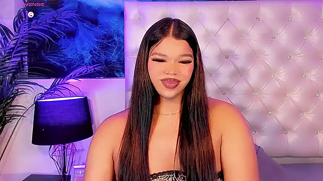 Snapshot of Valeria_Swett_ chatting on May 29, 2026, 8:23 am Valeria Swett online show from May 29, 2026, 8:23 am