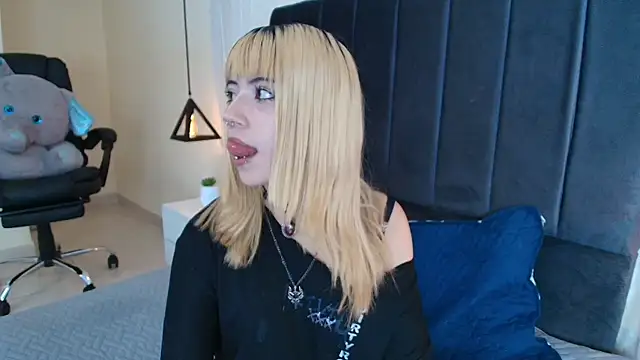 IvyBelle  online show from January 14, 2026, 11:27 am