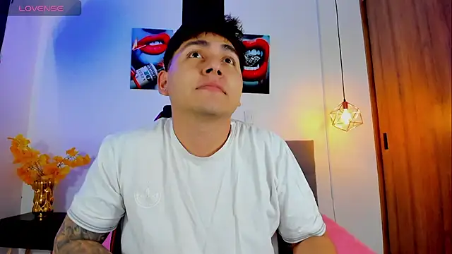 Nicolas James Sc online show from September 22, 2025, 1:57 pm