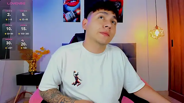 Nicolas James Sc online show from November 20, 2025, 1:44 pm