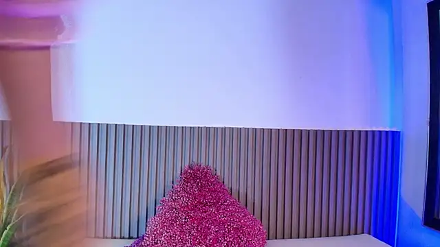 Alana 333 online show from March 17, 2026, 7:17 pm