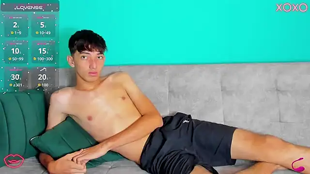 Snapshot of Maikol_Ortiz chatting on September 16, 2025, 12:17 pm Maikol Ortiz online show from September 16, 2025, 12:17 pm