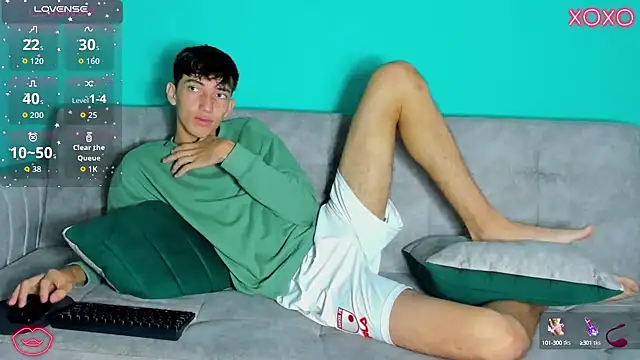 Snapshot of Maikol_Ortiz chatting on September 30, 2025, 12:43 pm Maikol Ortiz online show from September 30, 2025, 12:43 pm