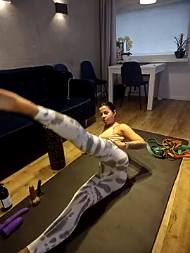 Snapshot of BabyFaceMia chatting on October 6, 2025, 8:23 am BabyFaceMia online show from October 6, 2025, 8:23 am