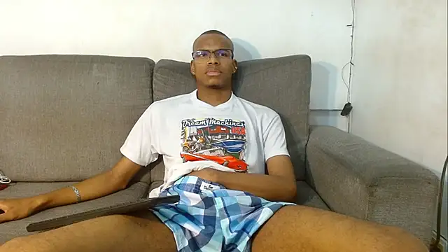 Snapshot of criss_zuri chatting on October 27, 2025, 11:58 am criss zuri online show from October 27, 2025, 11:58 am