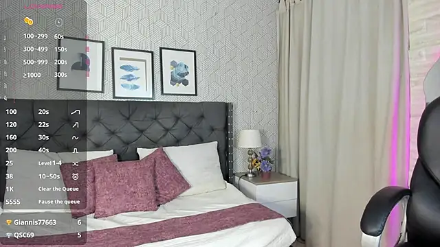 Snapshot of sophie__blare chatting on July 30, 2026, 7:13 pm sophie blare online show from July 30, 2026, 7:13 pm