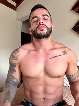 Snapshot of Bruno_De_Lucaa_ chatting on September 10, 2025, 4:40 pm Bruno De Lucaa online show from September 10, 2025, 4:40 pm