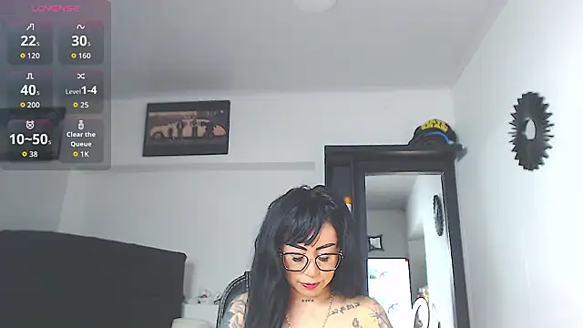 Vicky hotmilf online show from March 18, 2026, 11:13 am