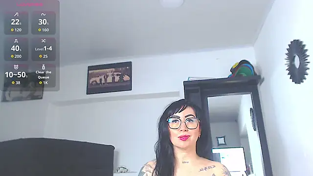 Vicky hotmilf online show from May 15, 2026, 11:17 am