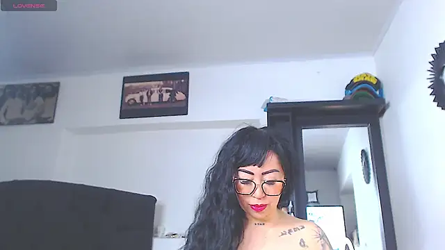 Vicky hotmilf online show from June 12, 2026, 8:35 am