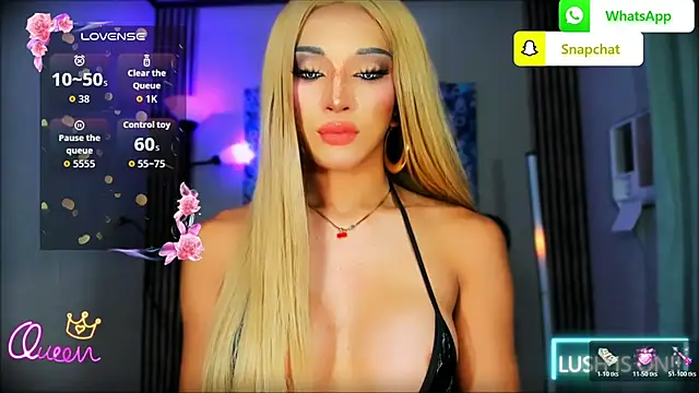 Snapshot of xUrGoddess_Bellax chatting on June 9, 2026, 1:28 am xUrGoddess Bellax online show from June 9, 2026, 1:28 am