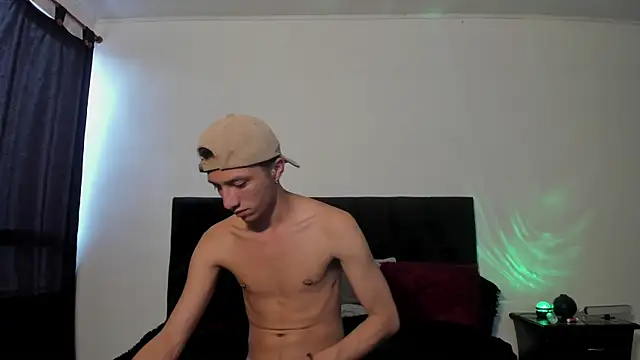 mhatias  online show from November 16, 2025, 4:12 pm