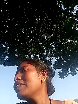 Snapshot of Jivika_Jaiswal chatting on October 12, 2025, 1:48 am Jivika Jaiswal online show from October 12, 2025, 1:48 am