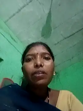 Snapshot of Jivika_Jaiswal chatting on October 12, 2025, 1:54 pm Jivika Jaiswal online show from October 12, 2025, 1:54 pm