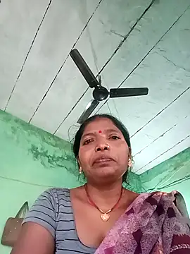 Snapshot of Jivika_Jaiswal chatting on October 26, 2025, 2:06 am Jivika Jaiswal online show from October 26, 2025, 2:06 am