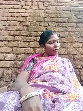 Snapshot of Jivika_Jaiswal chatting on October 29, 2025, 9:33 am Jivika Jaiswal online show from October 29, 2025, 9:33 am